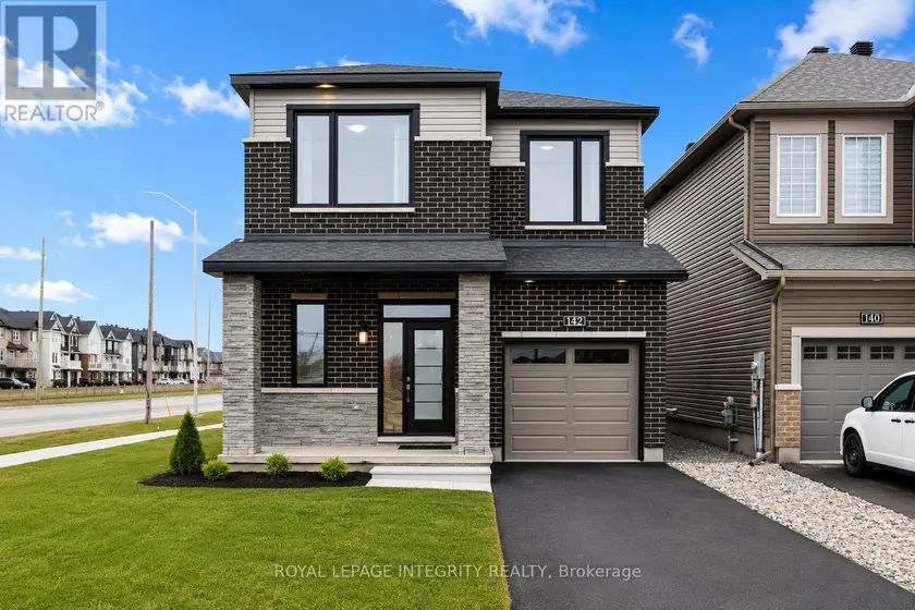 Detached at 142 SHALLOW POND PLACE E, Ottawa