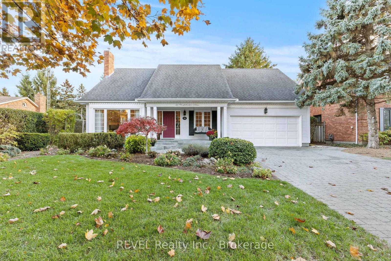 Detached at 36 CONFEDERATION DRIVE, Niagara-on-the-Lake (Town)