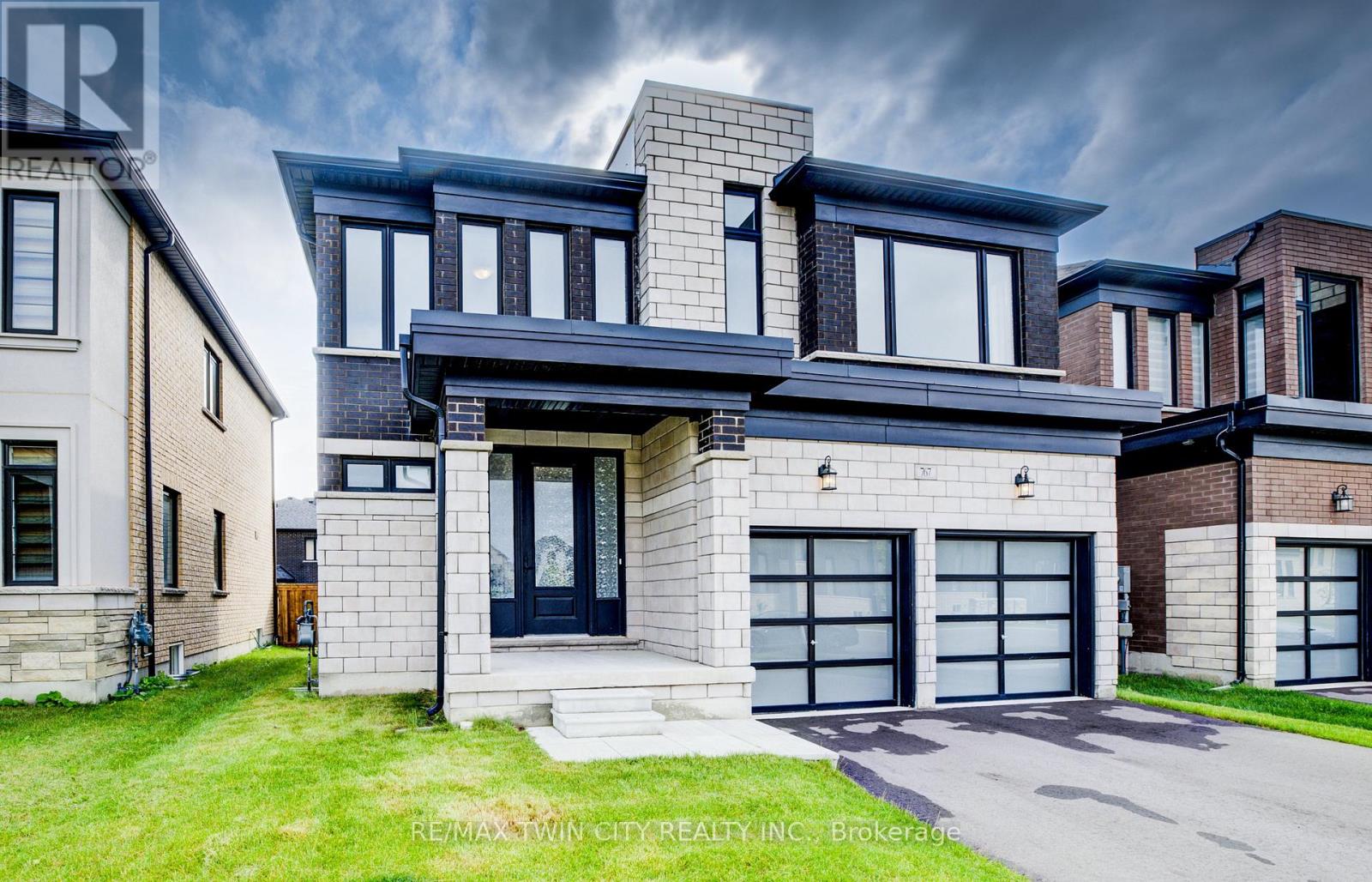 Detached at 767 QUEENSTON BOULEVARD, Woodstock (Woodstock - North)
