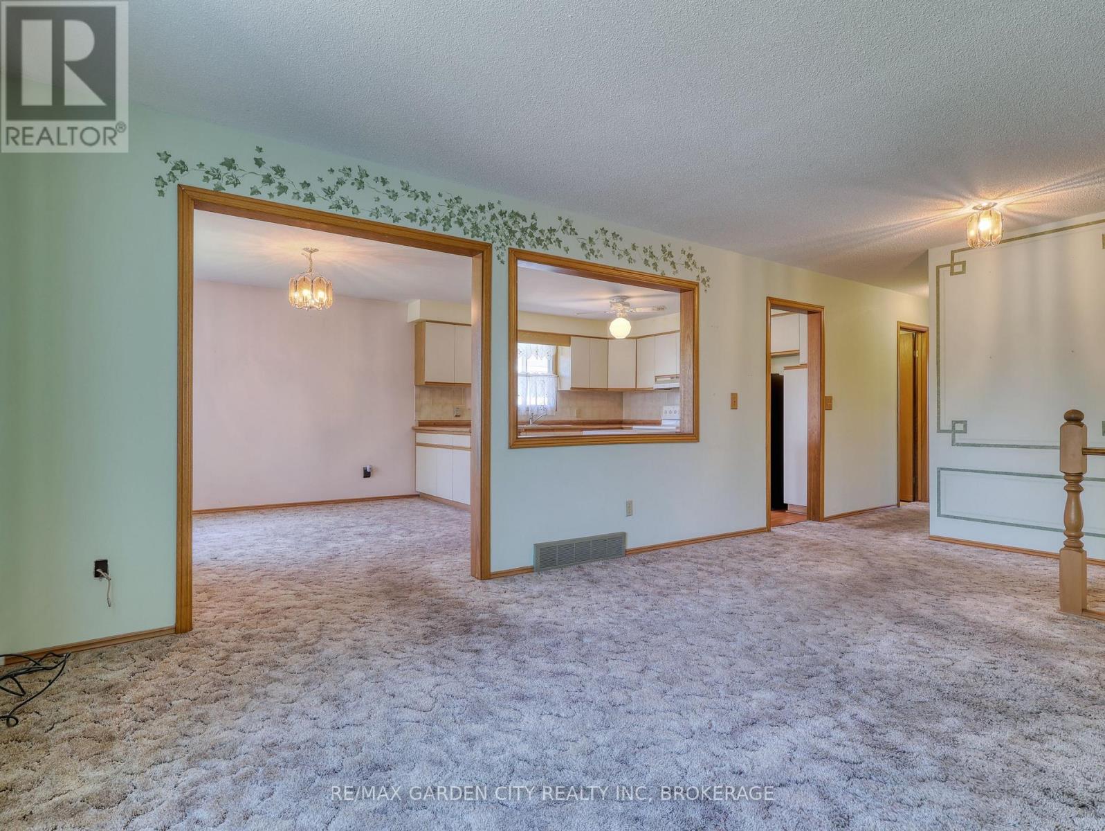 Detached at 7740 CHOROZY STREET, Niagara Falls