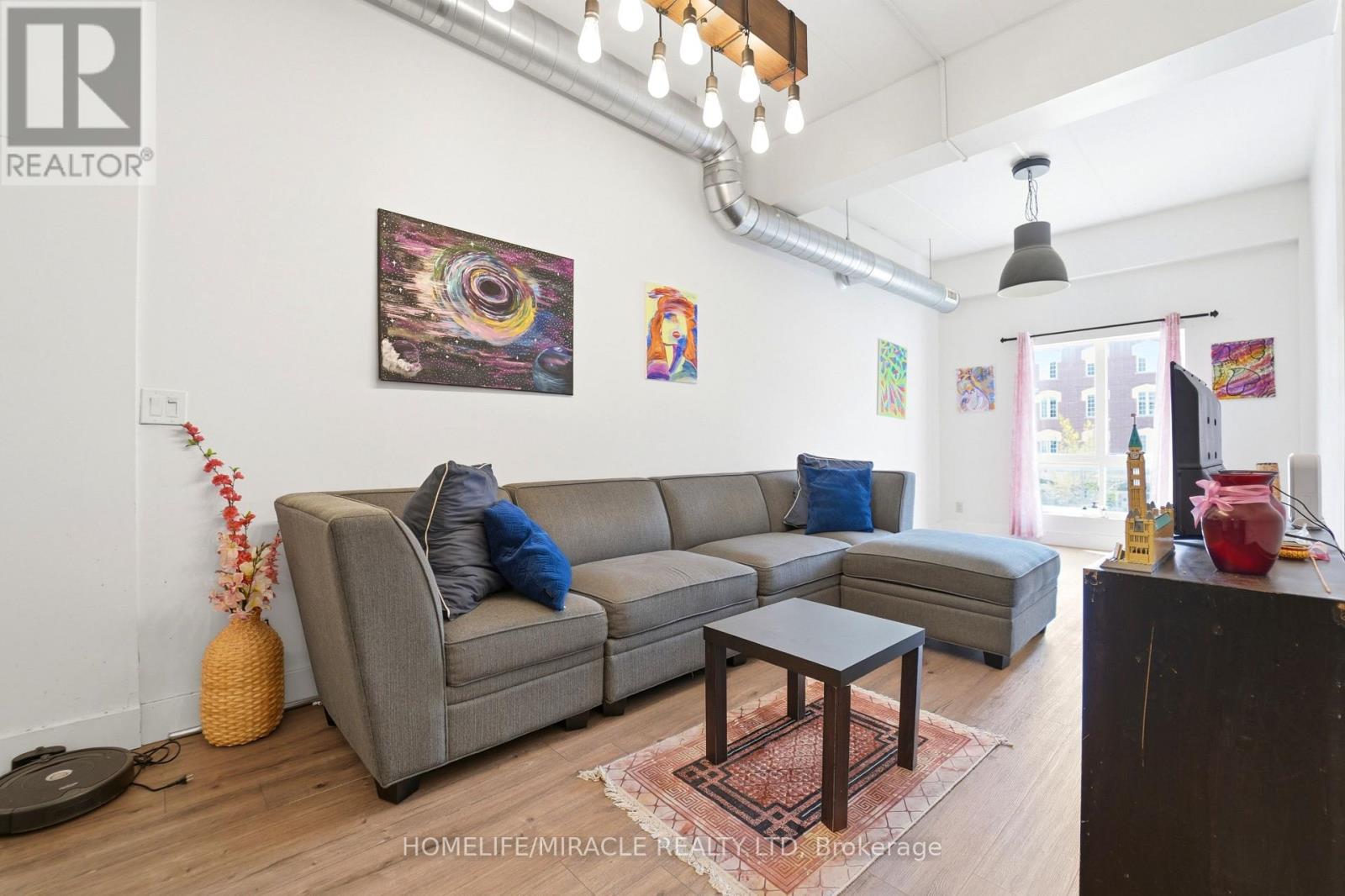 Apartment at 204 - 150 COLBORNE STREET, Brantford