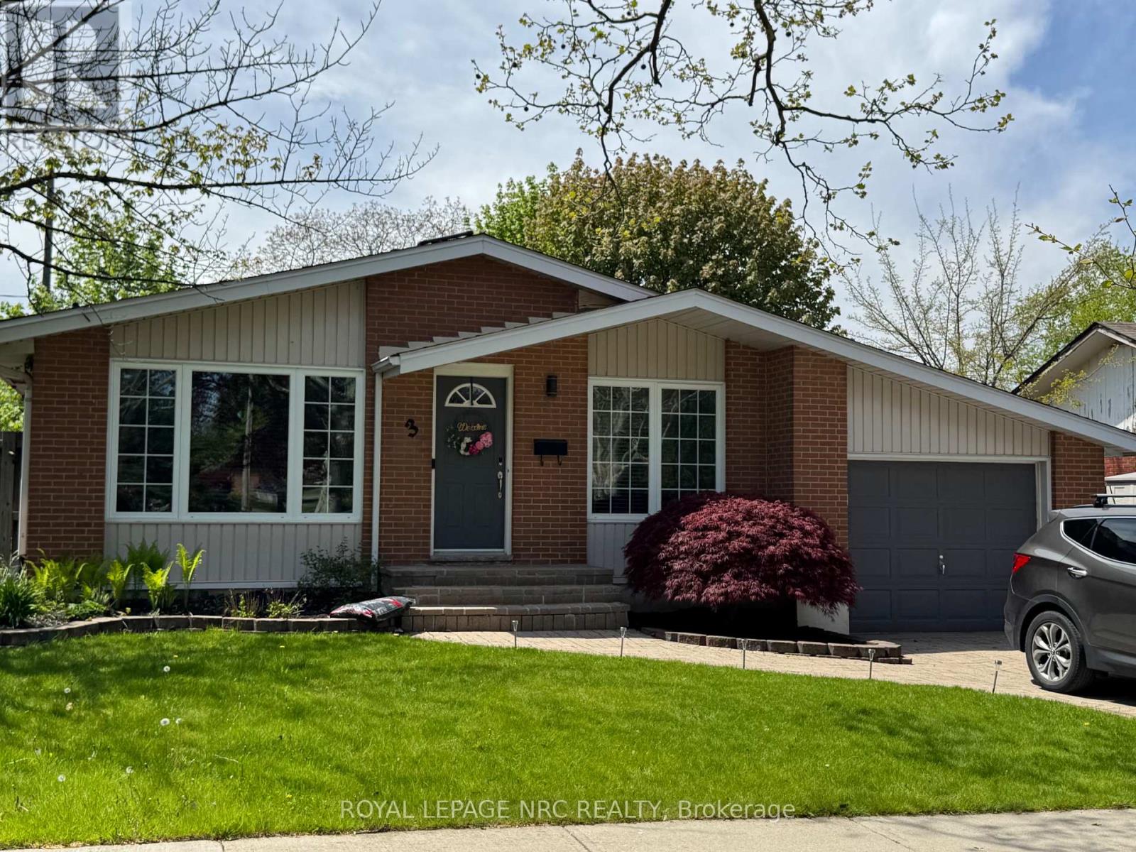 Detached at 3 CLEARVIEW HEIGHTS, St. Catharines (Burleigh Hill)