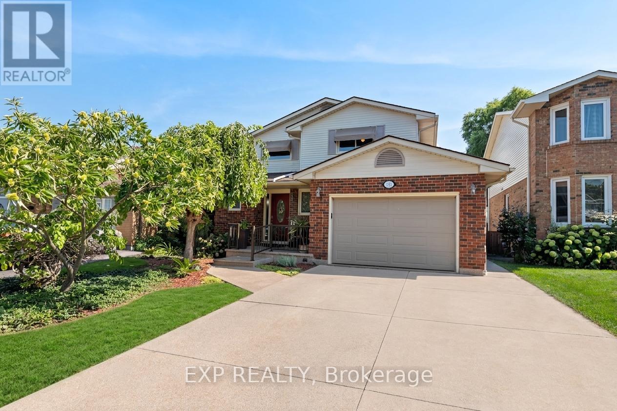 Detached at 38 CAPRI STREET, Thorold (Confederation Heights)