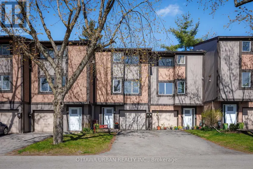 Townhouse at 46 REANEY COURT, Ottawa