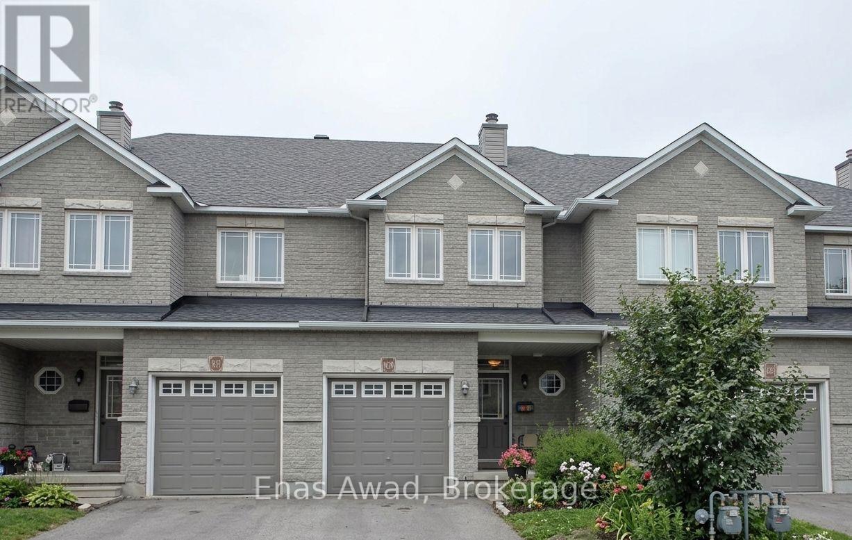 Townhouse at 1619 WESTHALL WAY, Ottawa