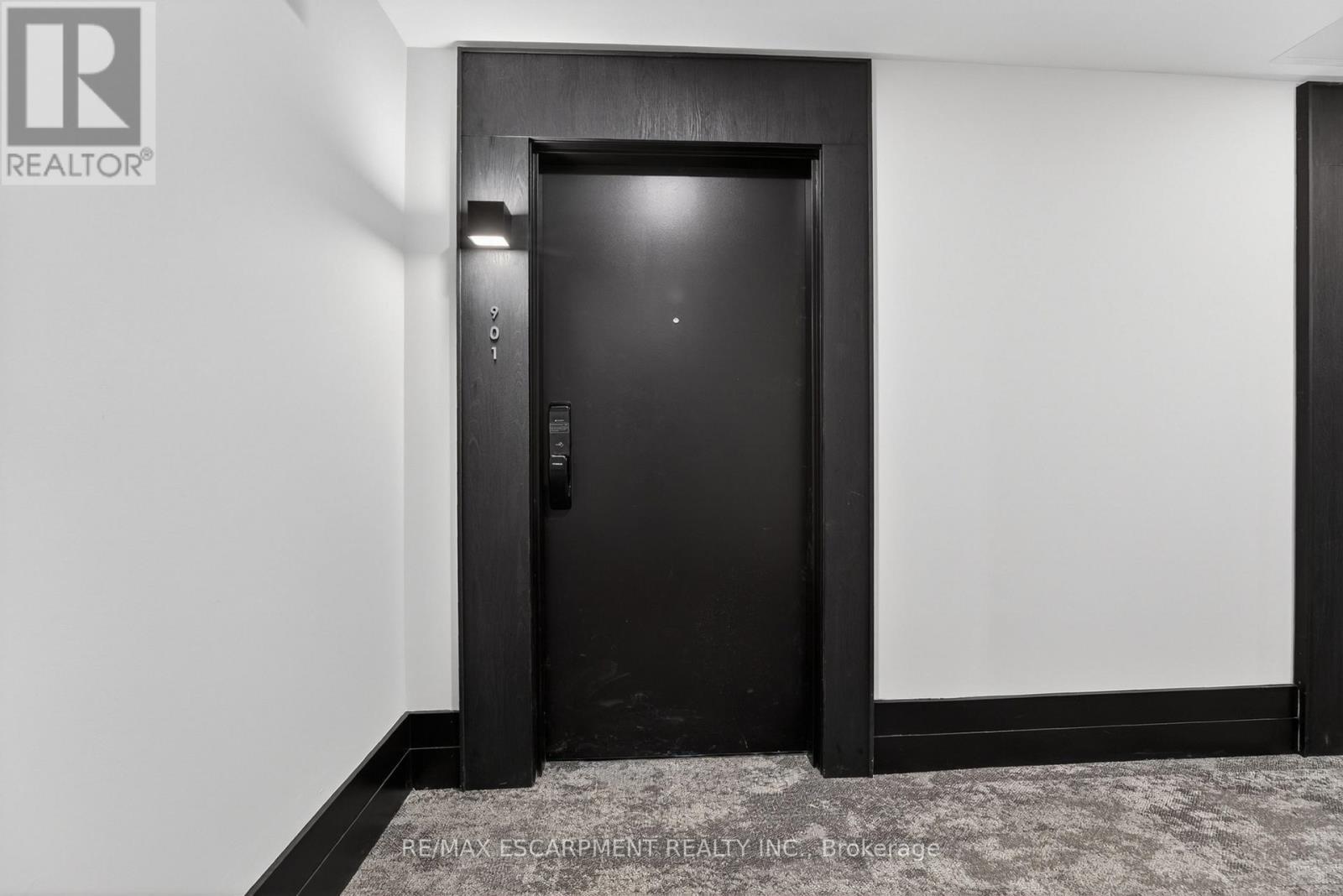 Apartment at 901 - 461 GREEN ROAD, Hamilton (Lakeshore)
