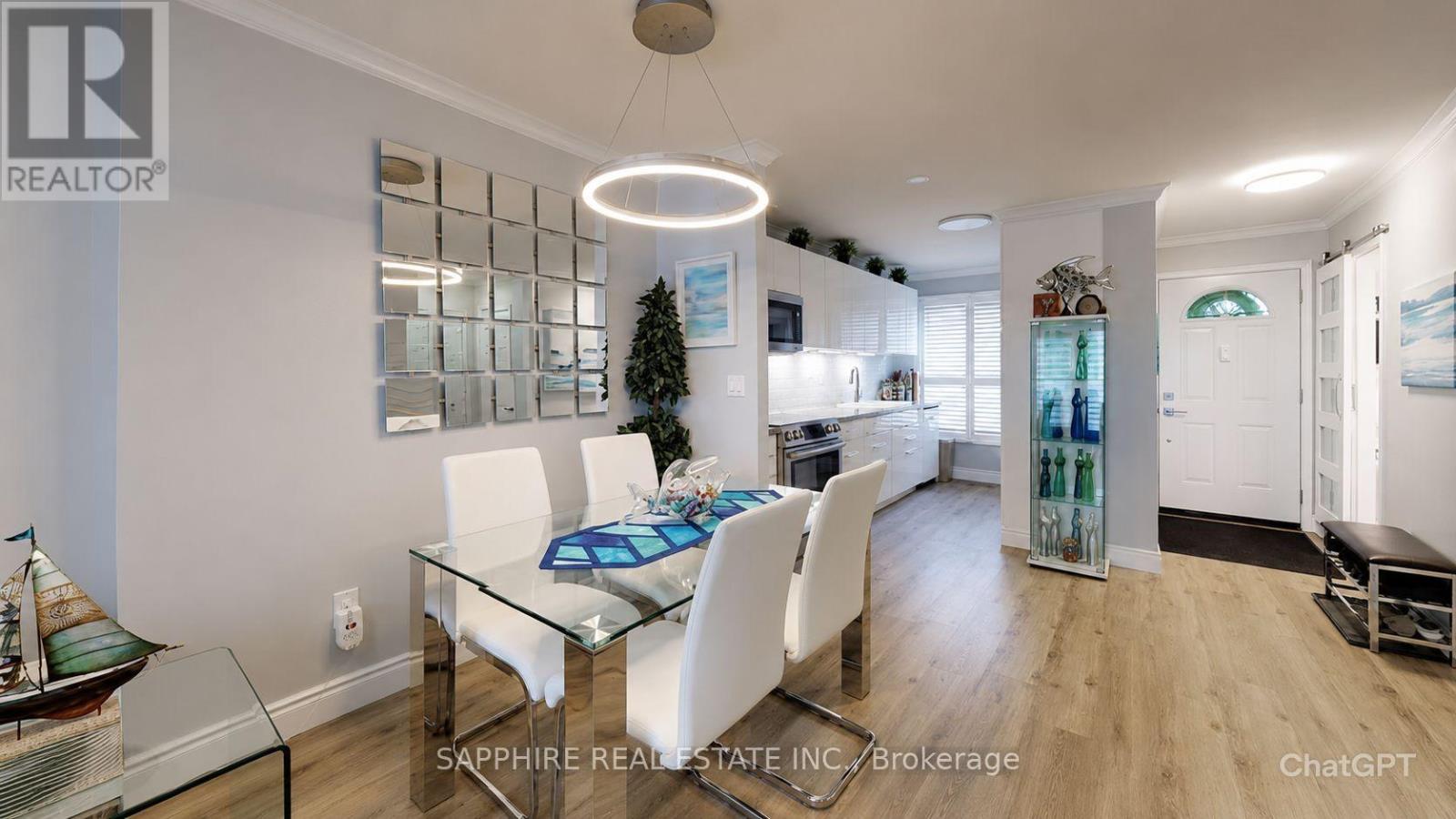Townhouse at 650 WONDERLAND ROAD S, London