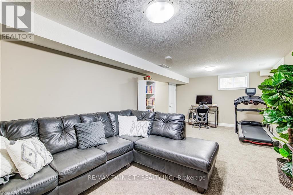Semi-Detached/Link at 63 CRAB APPLE COURT, Wellesley
