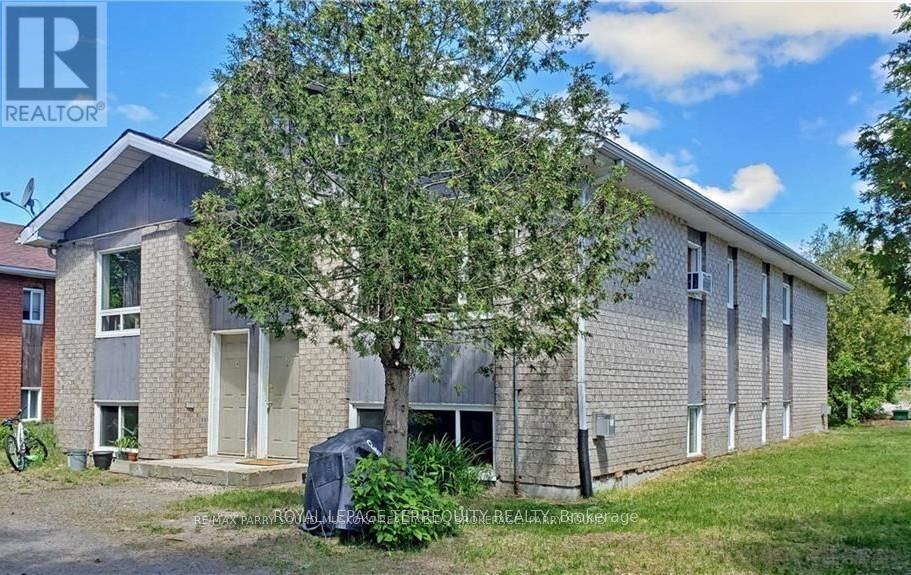 Multiplex at 1 MELISSA STREET, Parry Sound