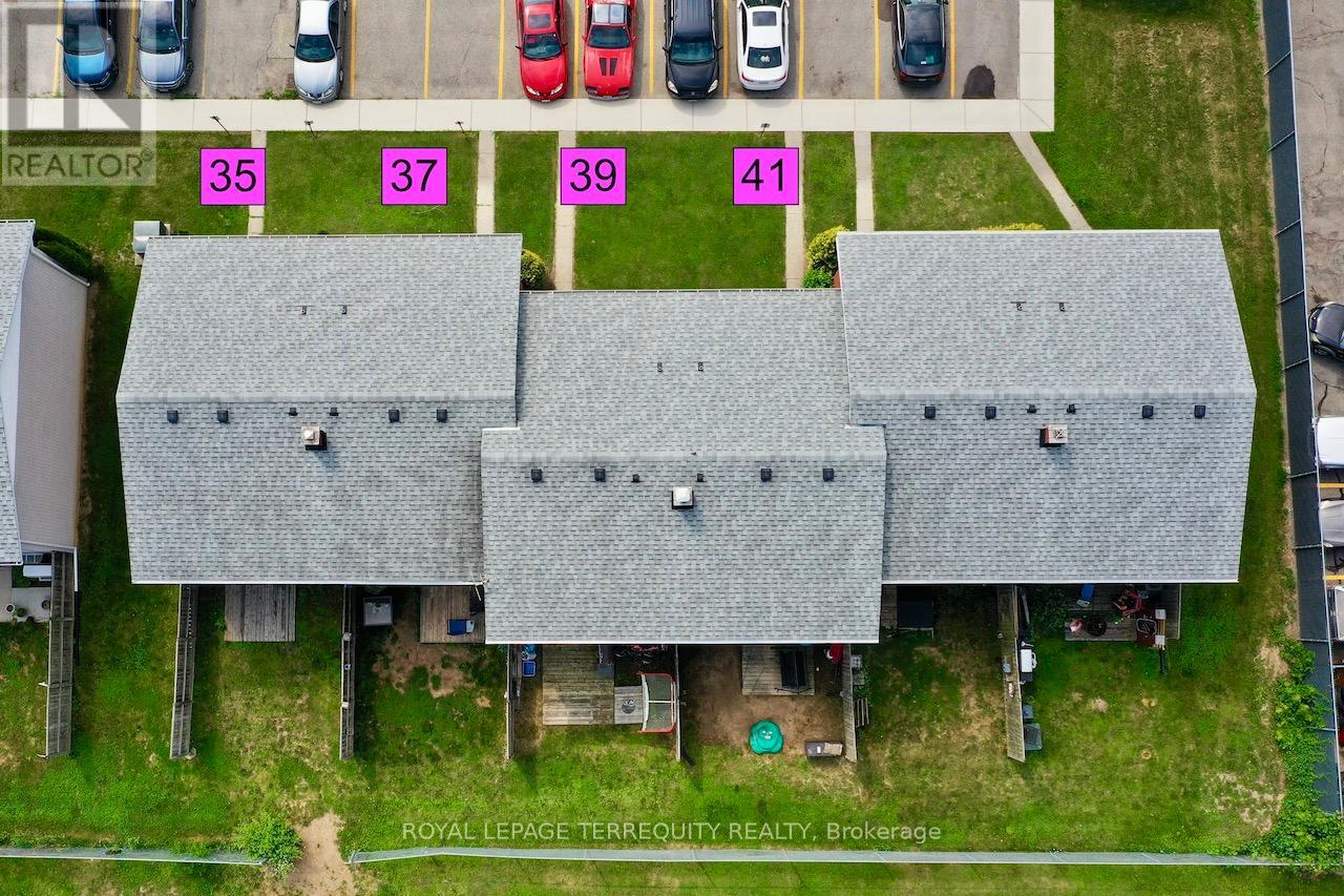 Multiplex at 35-41 ORCHARD PLACE, Chatham-Kent