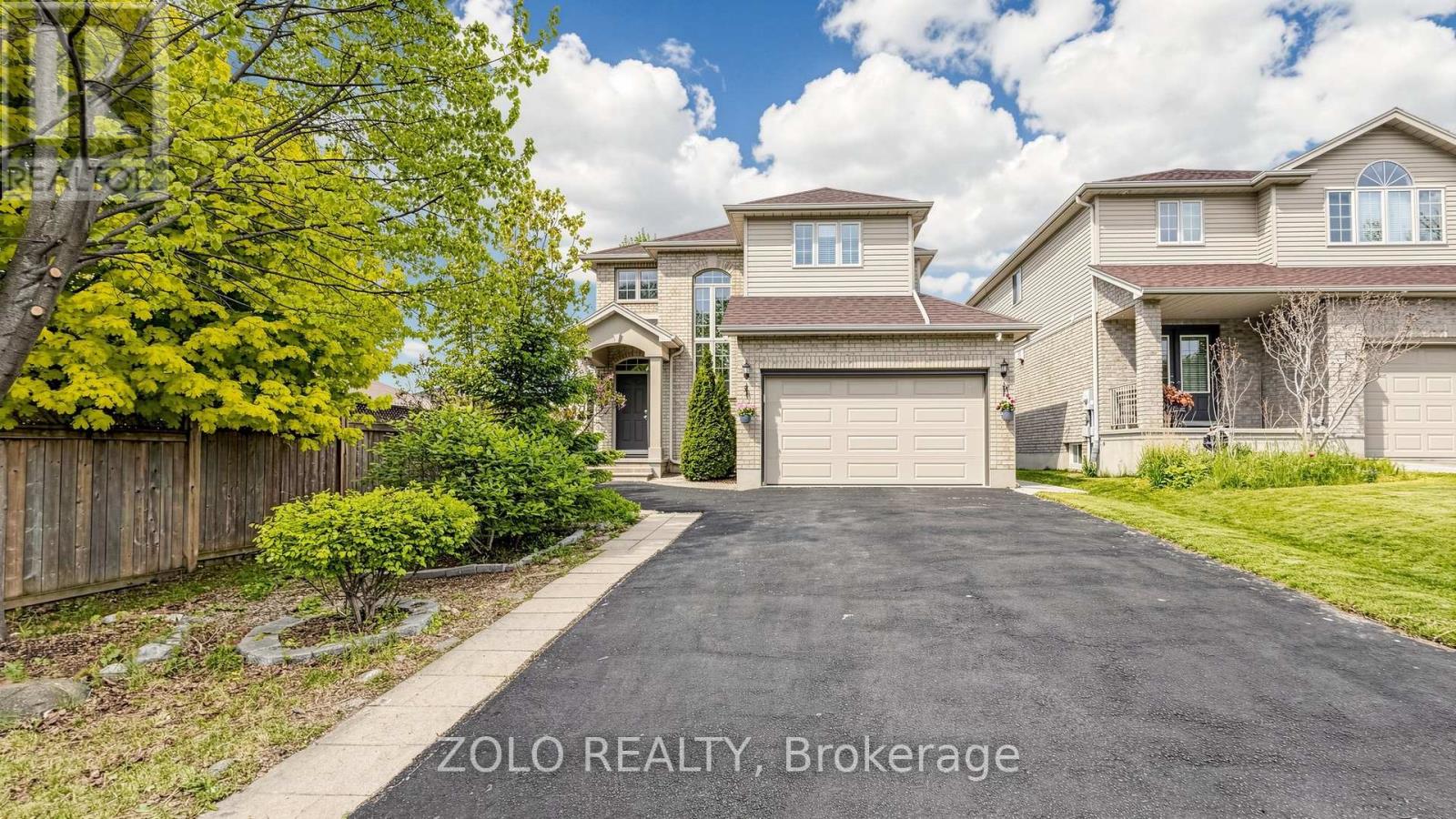 Detached at 5 GAAL COURT, Brantford