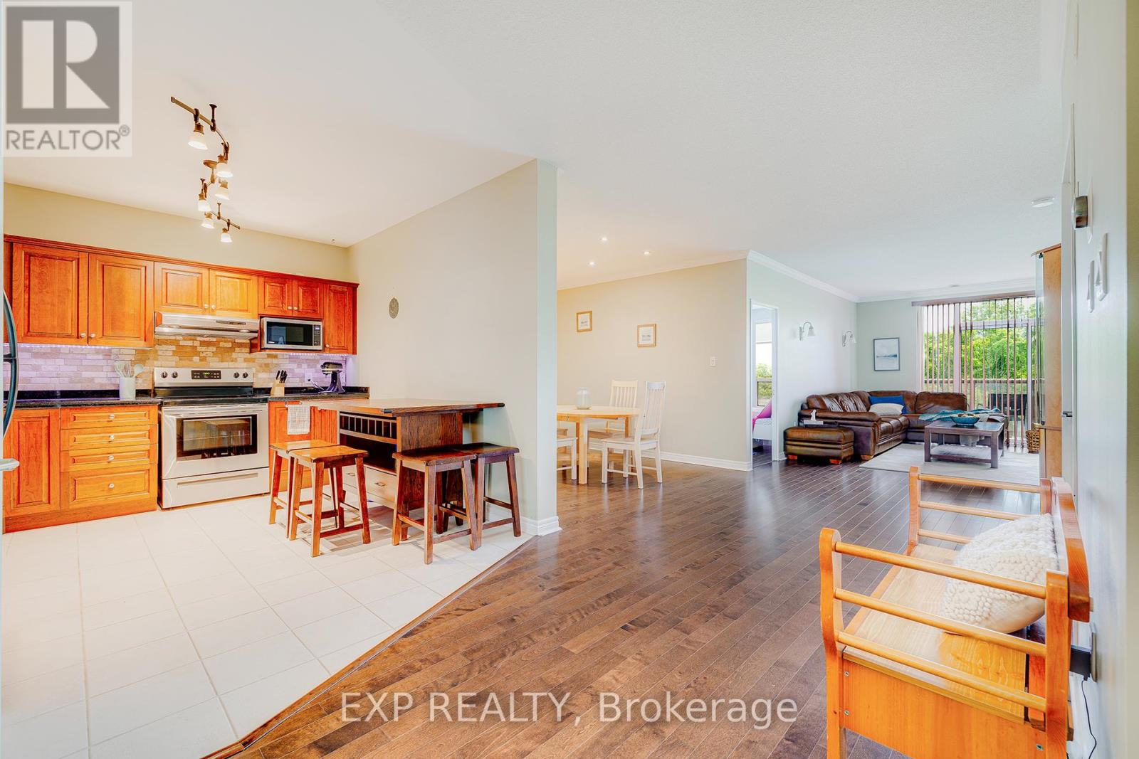 Apartment at 403 - 255 KEATS WAY, Waterloo