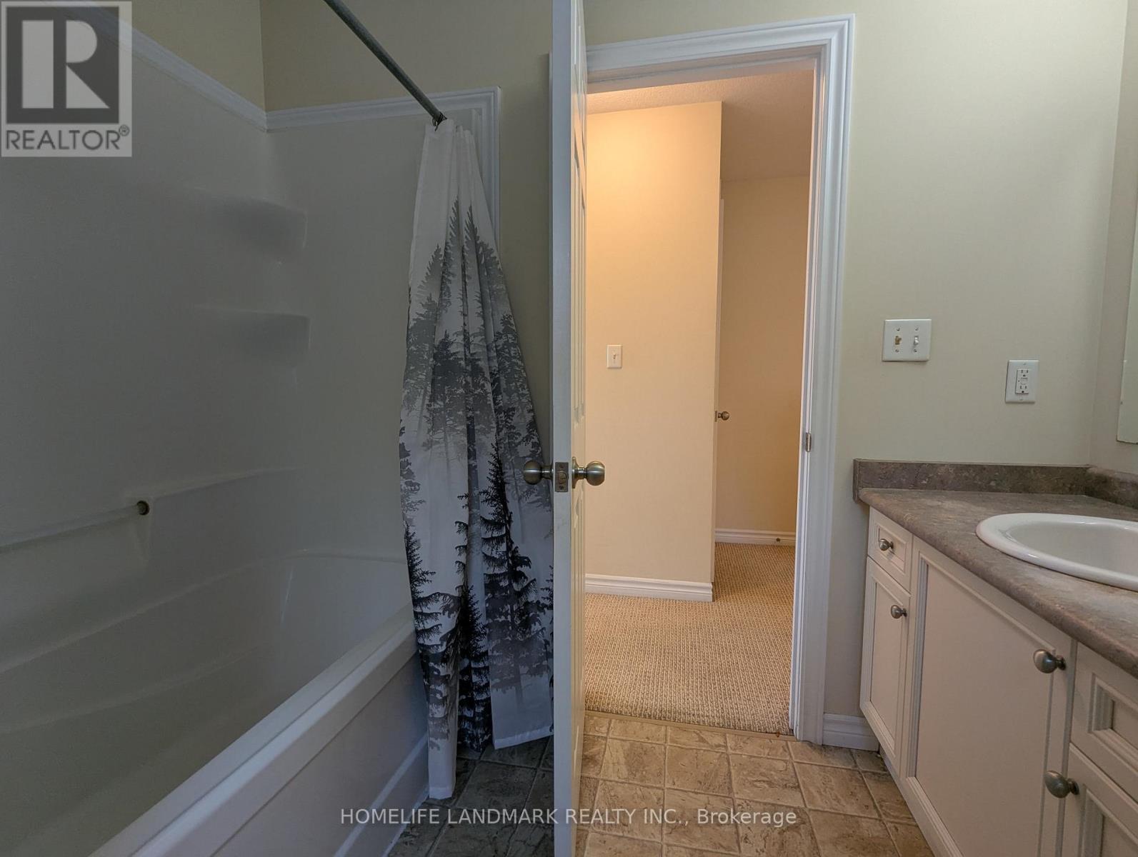 Townhouse at 27B - 931 GLASGOW STREET, Kitchener