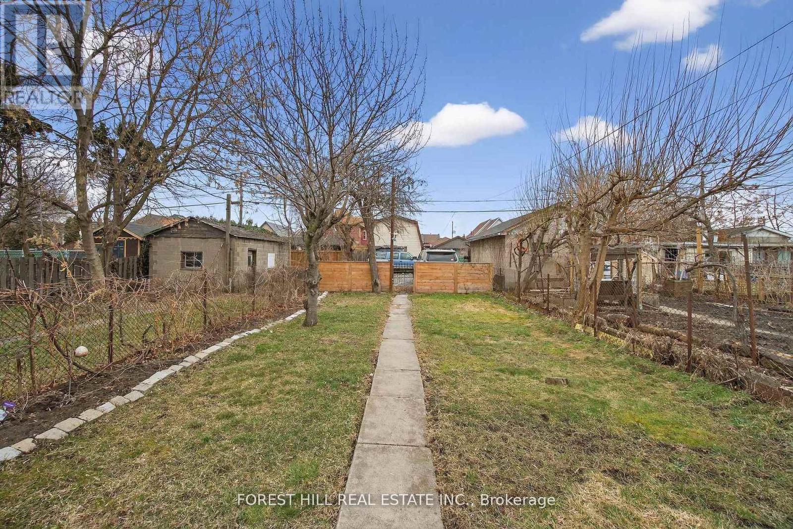 Detached at 212 GIBSON AVENUE, Hamilton