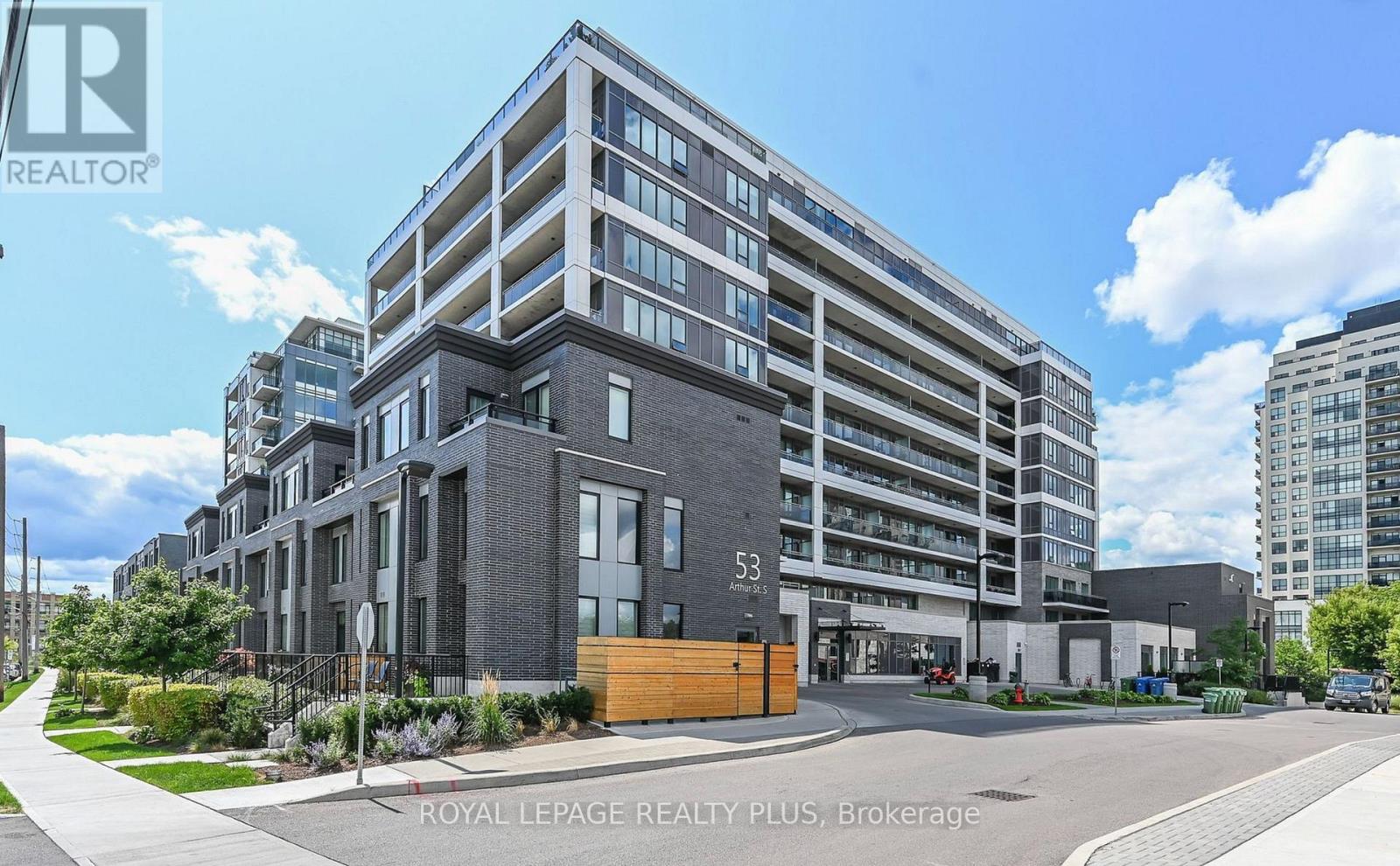 Apartment at 614 - 53 ARTHUR STREET S, Guelph (St. Patrick's Ward)