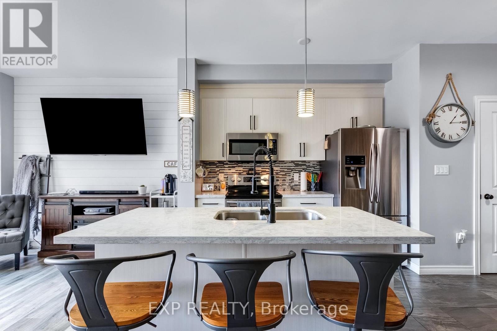 Detached at 688 DUNN AVENUE, Hamilton (Parkview)