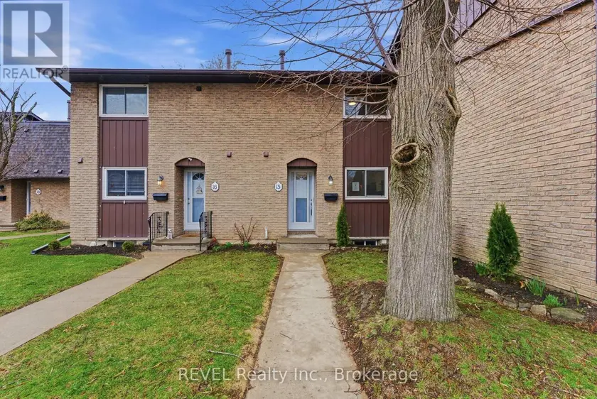 Townhouse at 15 - 151 LINWELL ROAD, St. Catharines