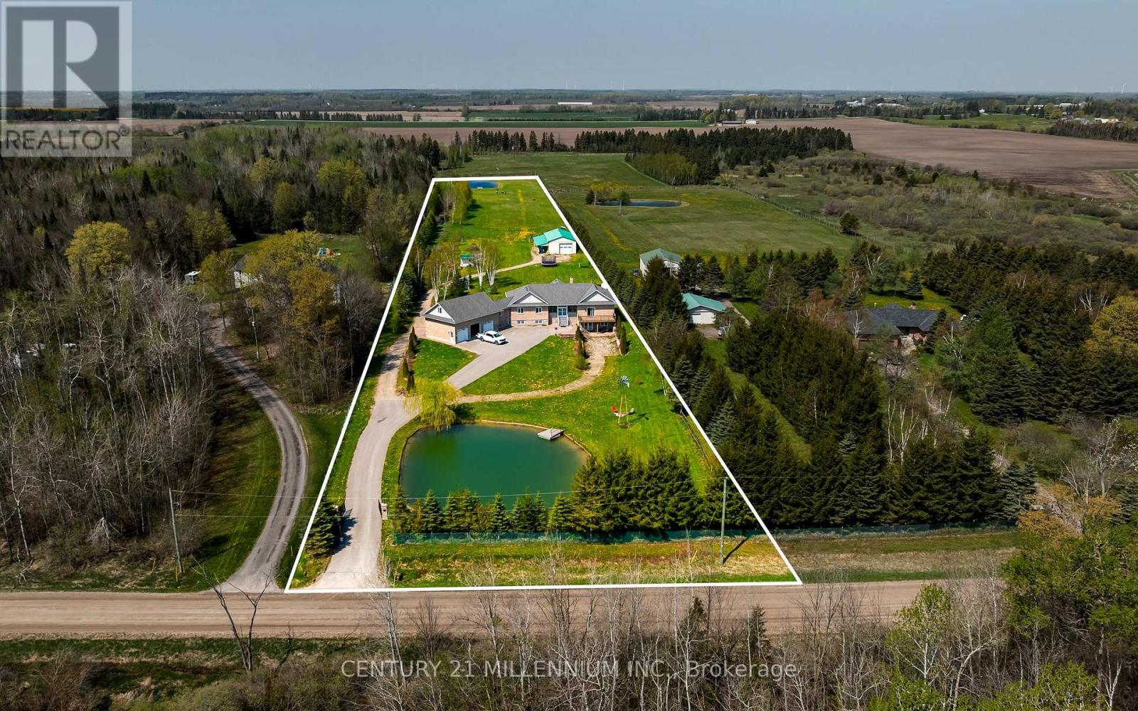 Detached at 434424 4TH LINE, Amaranth