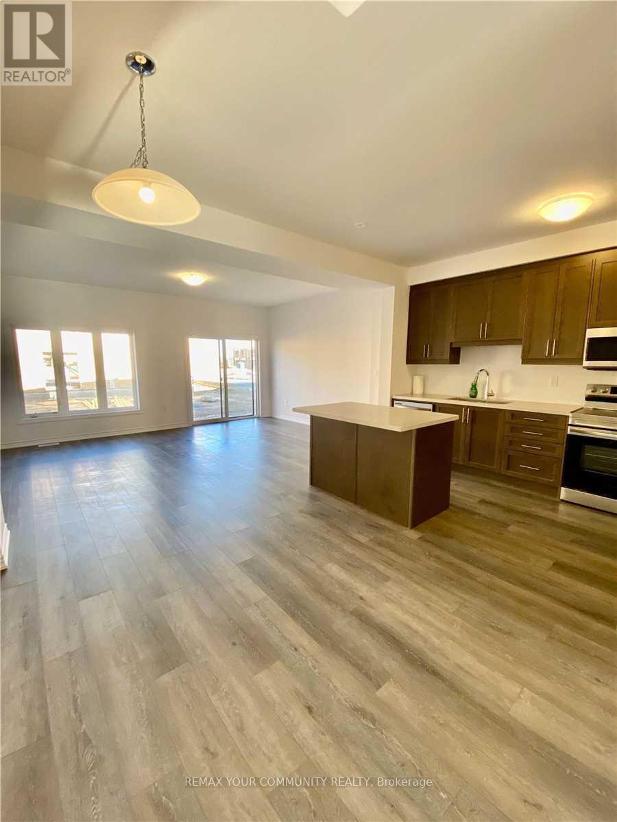 Townhouse at 32 JUNE CALLWOOD WAY, Brantford
