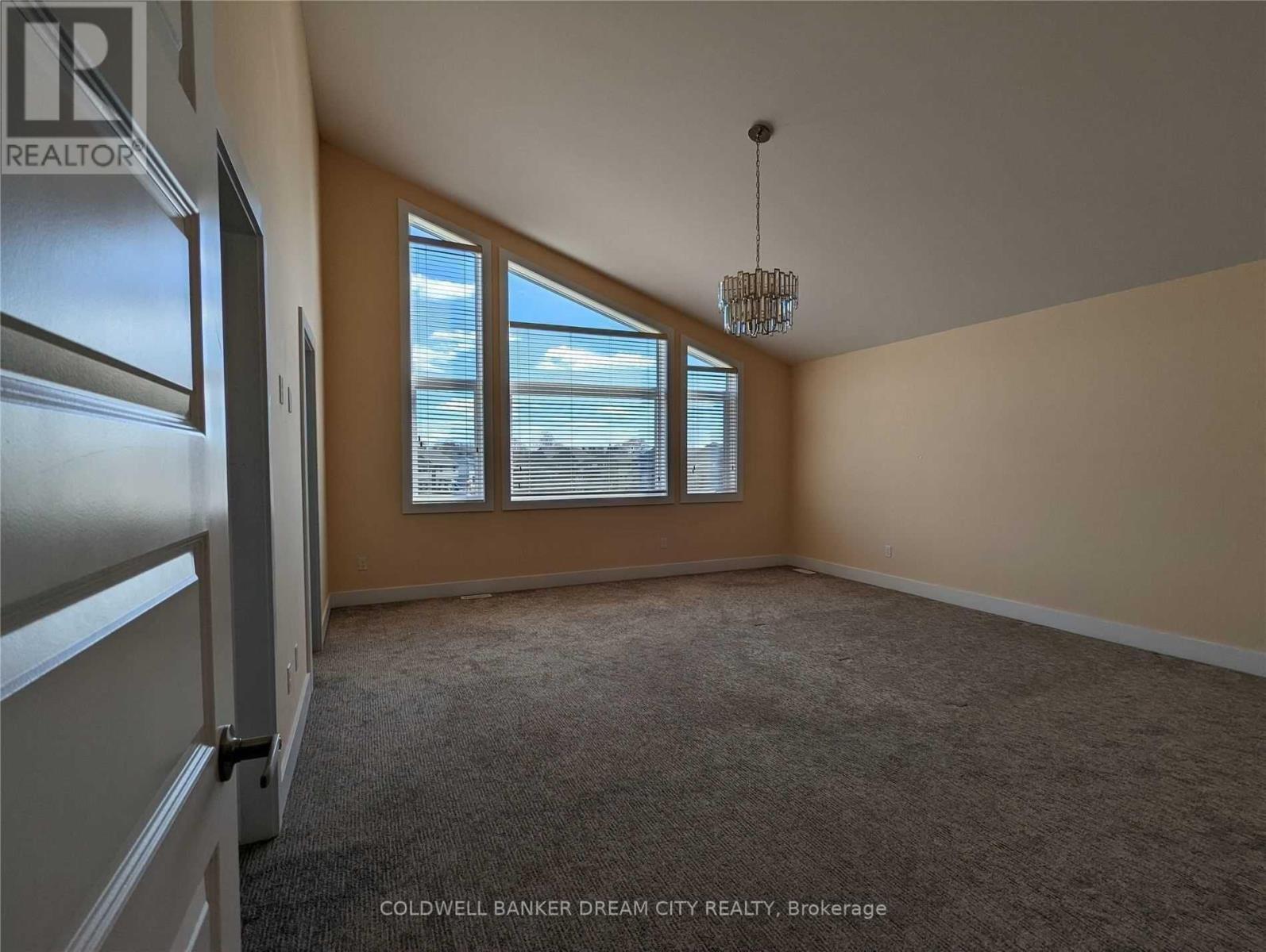 Detached at 1236 MEDWAY PARK DRIVE, London