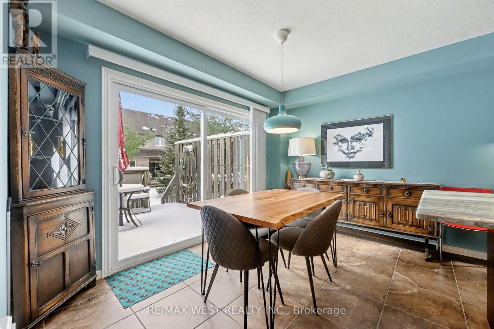 Townhouse at 7 - 255 SUMMERFIELD DRIVE, Guelph