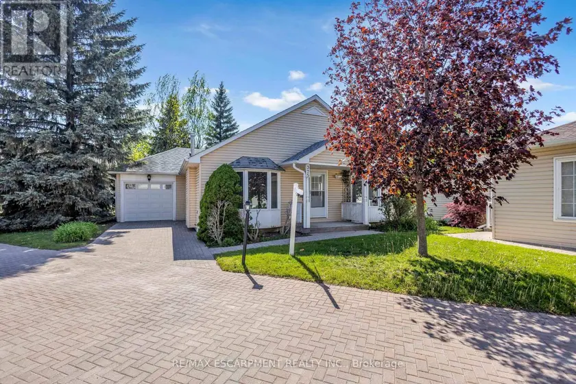 Detached at 375 SILVERBIRCH BOULEVARD, Hamilton