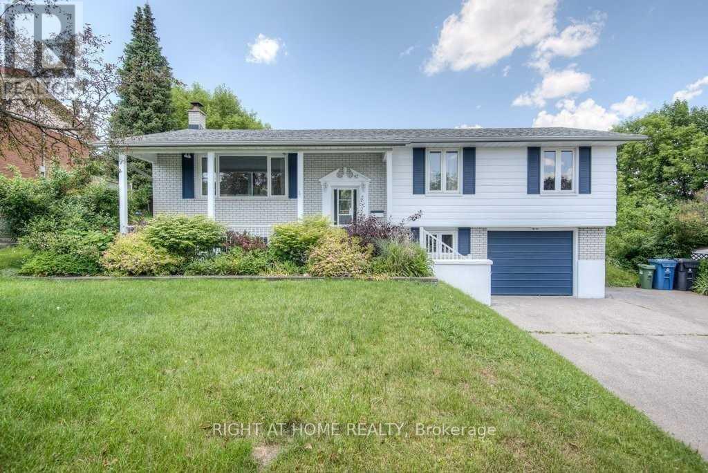 Detached at 92 WESTERN AVENUE, Guelph (Junction/Onward Willow)