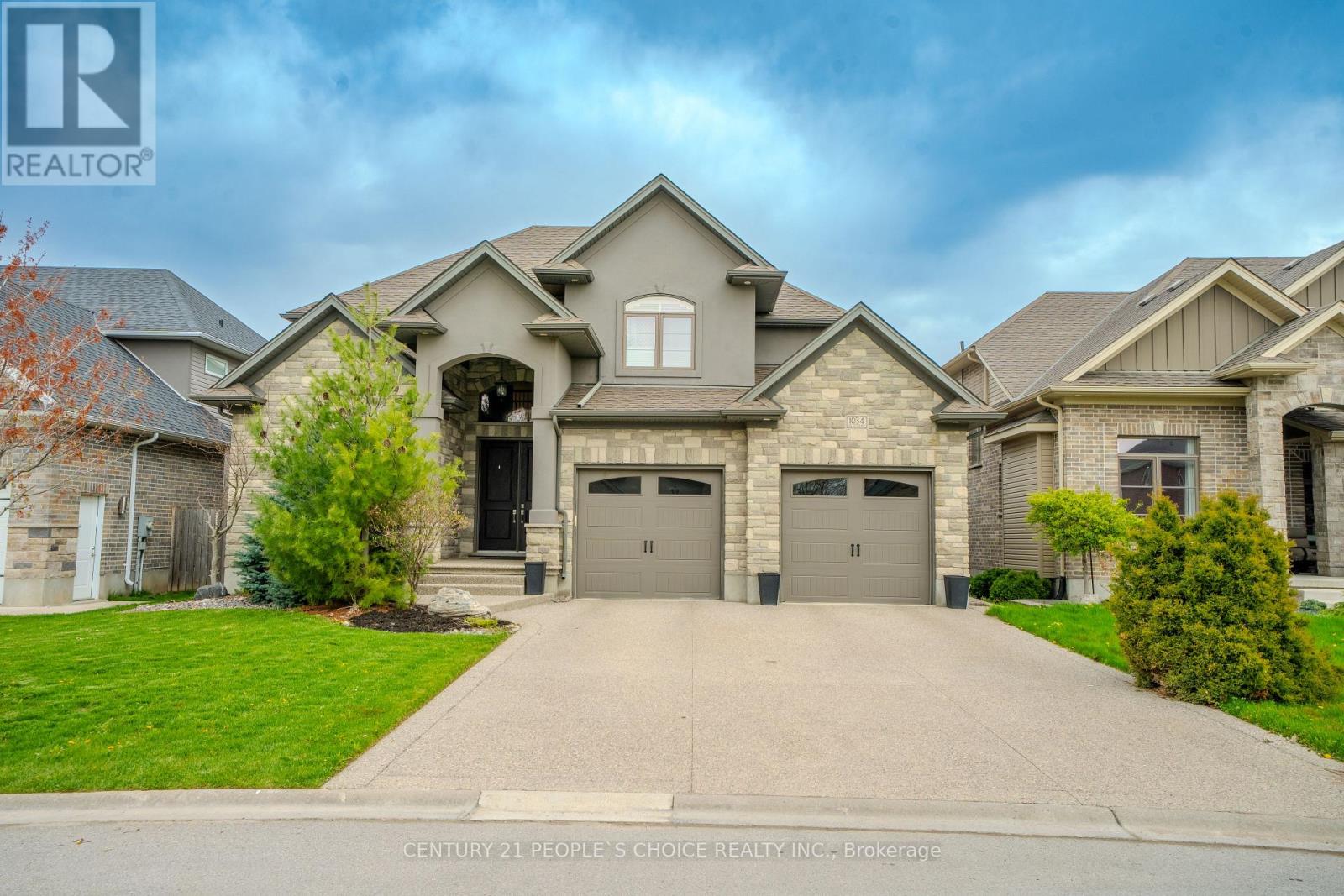 Detached at 1034 MELSETTER WAY, London North (North S)