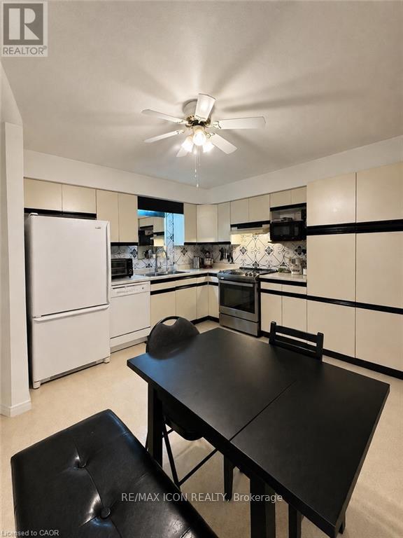 Apartment at 210 - 440 DURHAM STREET W, Wellington North