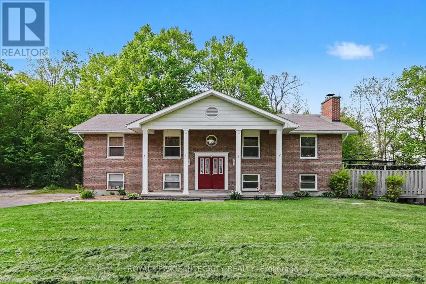 Detached at 2 TOWER ROAD, Rideau Lakes