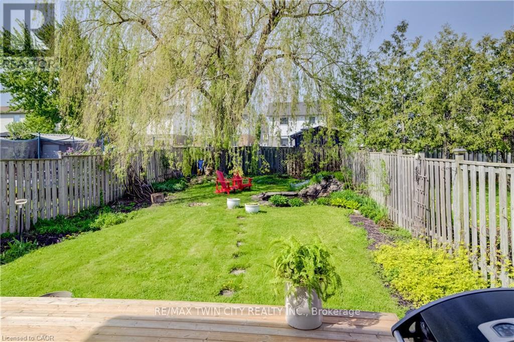 Detached at 35 CAMROSE COURT, Kitchener
