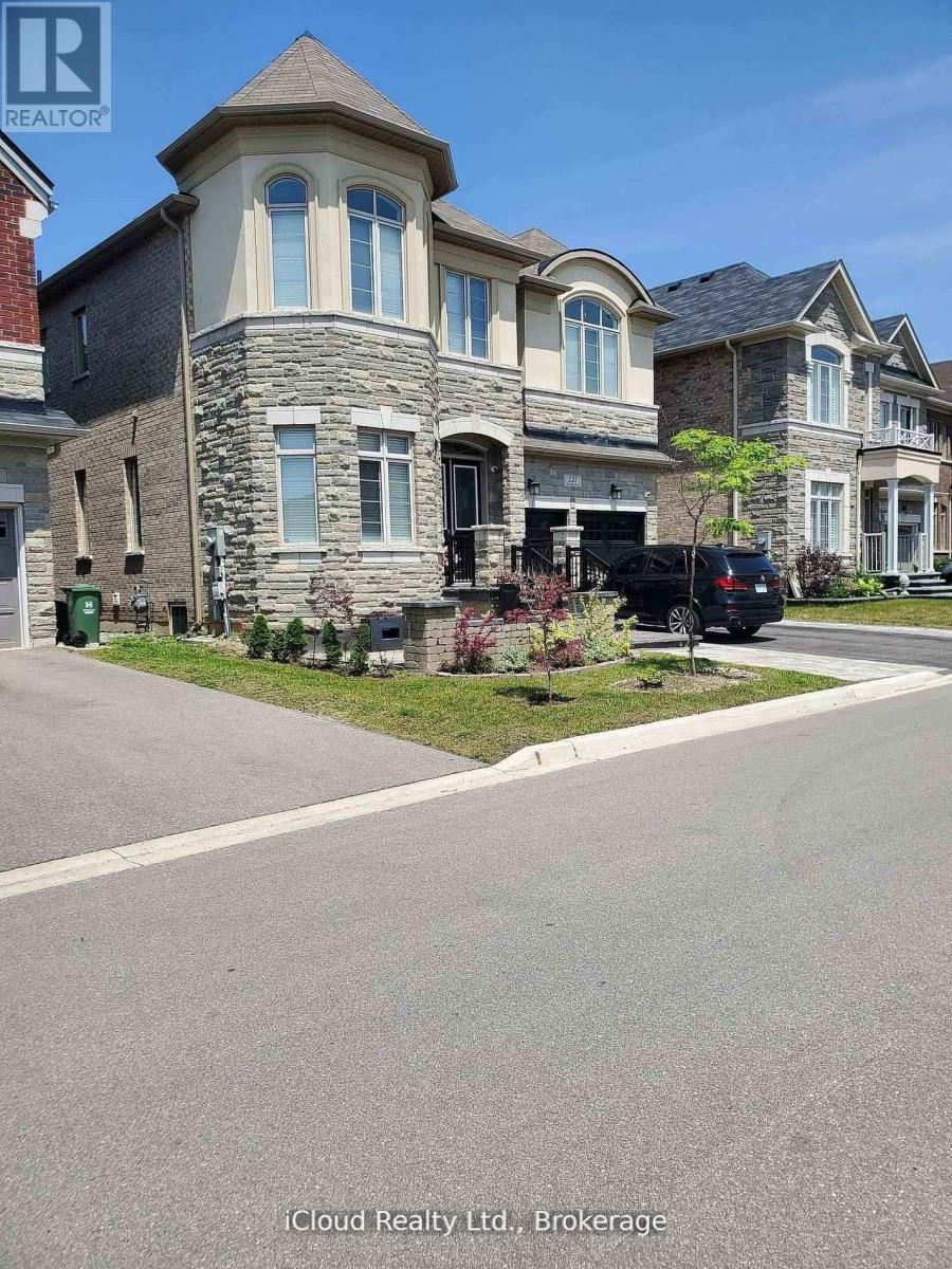 Detached at 227 HUMPHREY STREET, Hamilton (Waterdown)