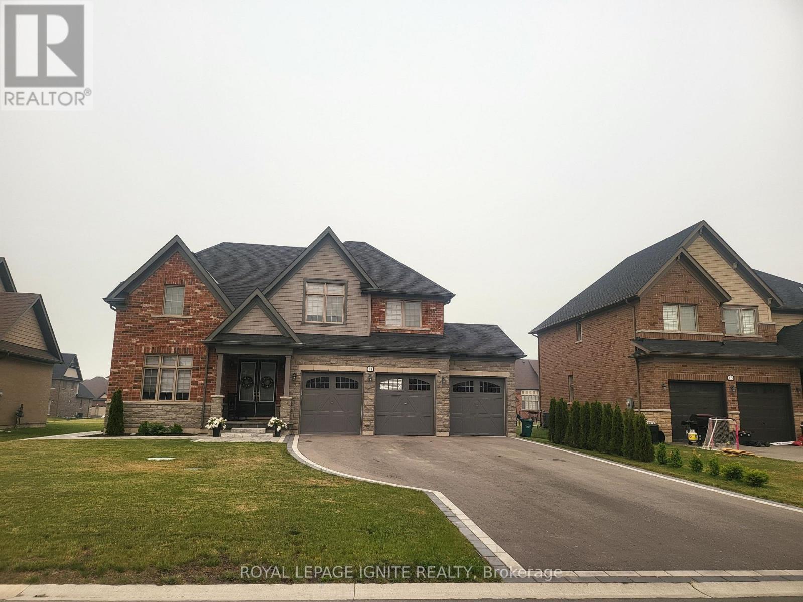Detached at 11 MONARCH ROAD, Quinte West (Murray Ward)