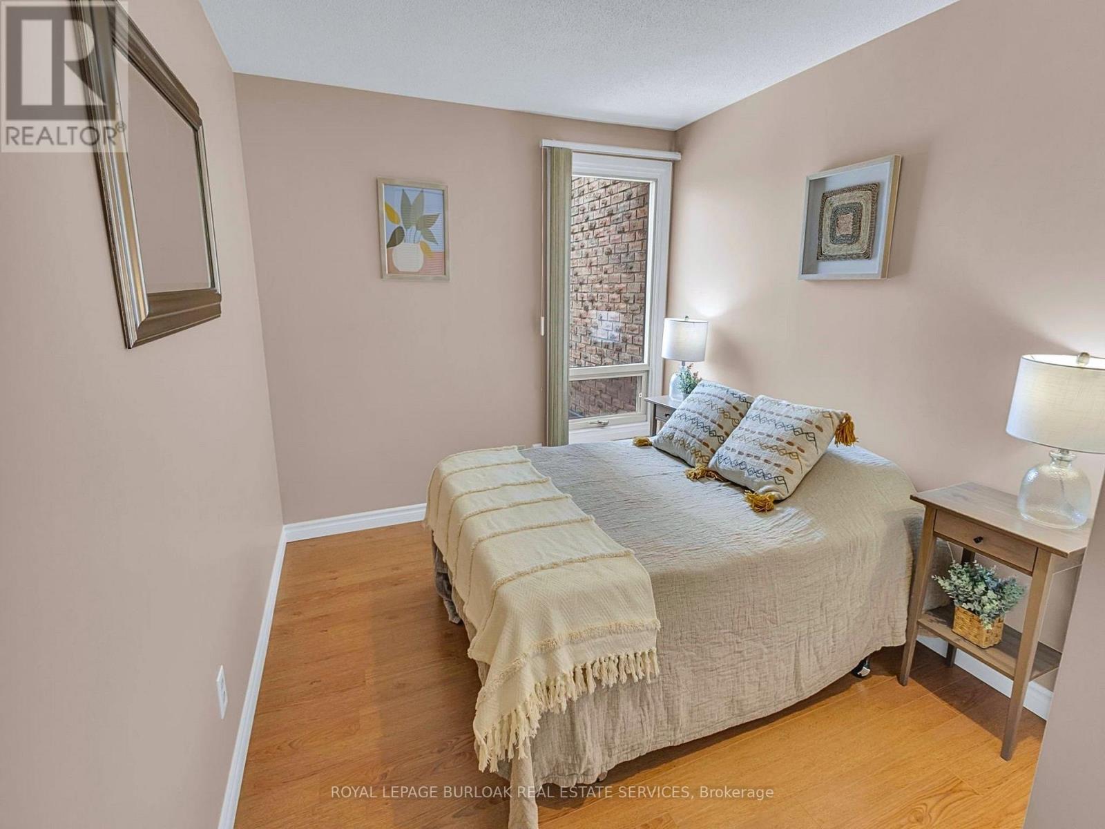 Townhouse at 3 - 28 UNDERHILL CRESCENT, Kitchener