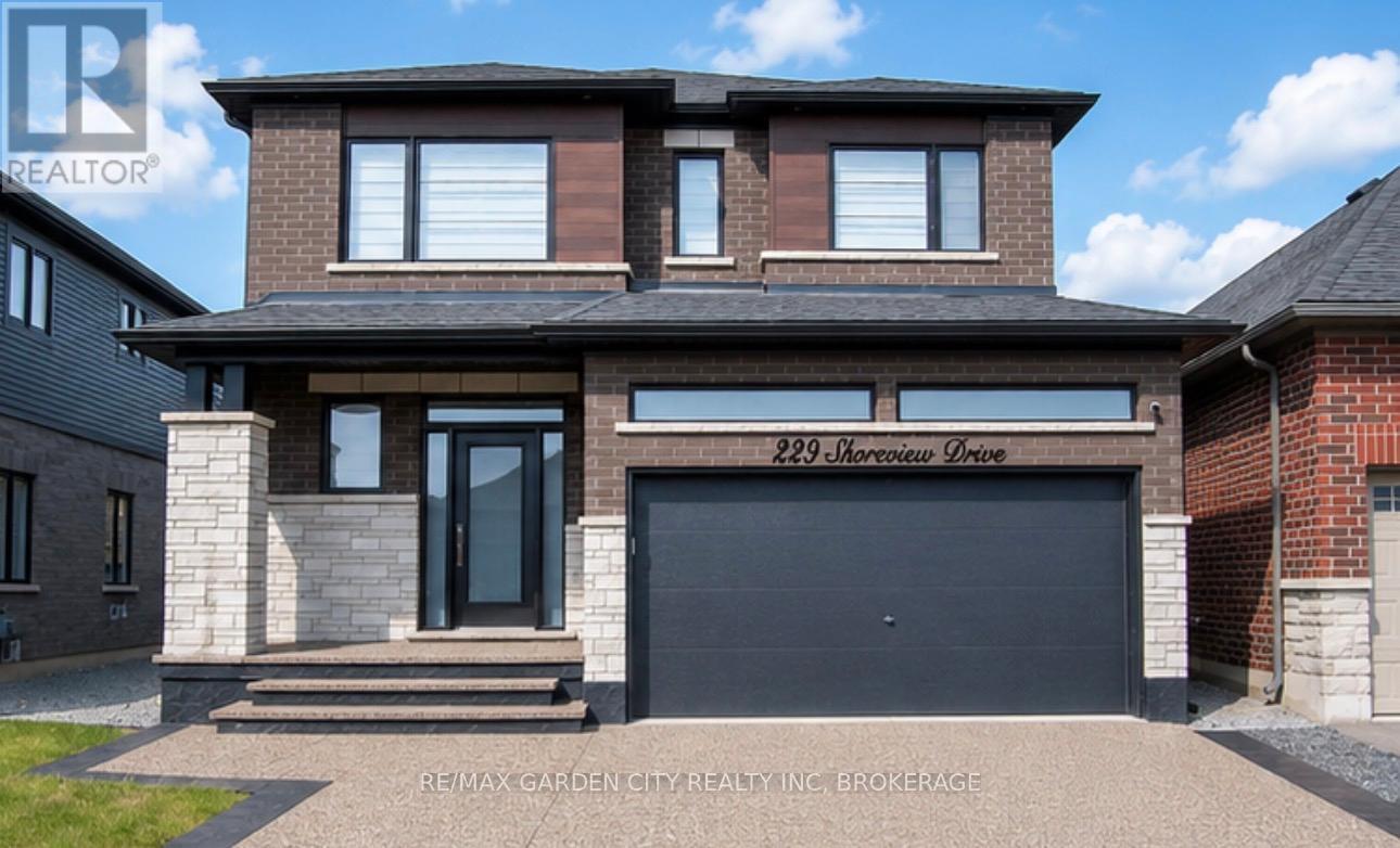 Detached at 229 SHOREVIEW DRIVE, Welland (Hwy 406/Welland)
