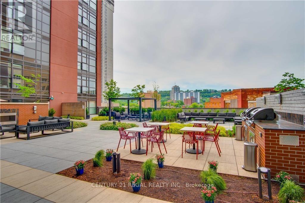 Apartment at 414 - 112 KING STREET E, Hamilton (Beasley)