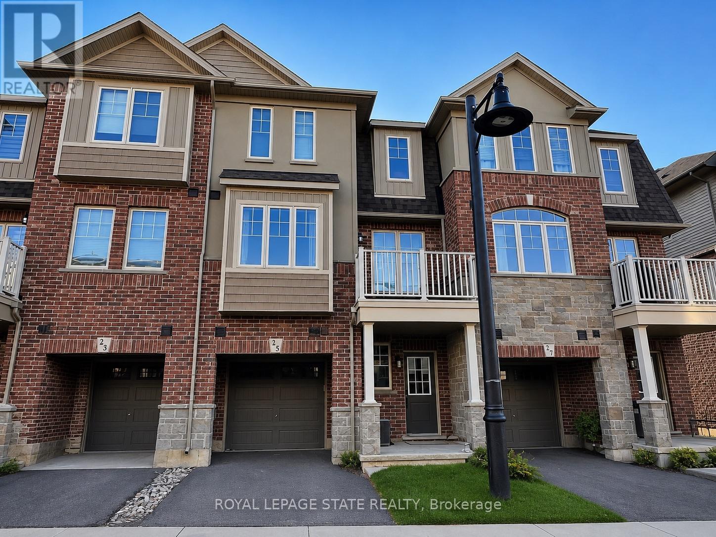 Townhouse at 25 MARR LANE, Hamilton (Meadowlands)