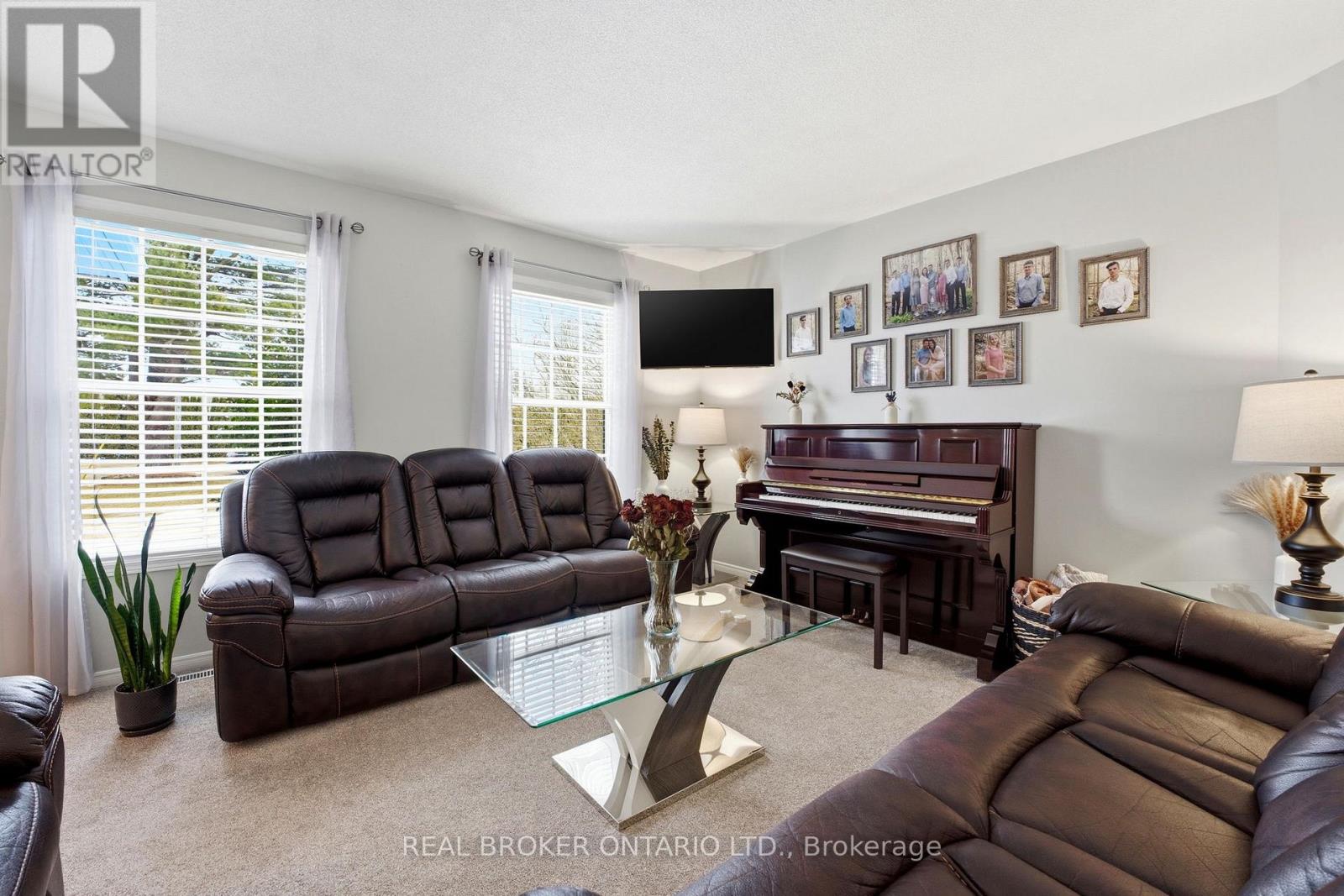 Detached at 10475 PLANK ROAD, Bayham