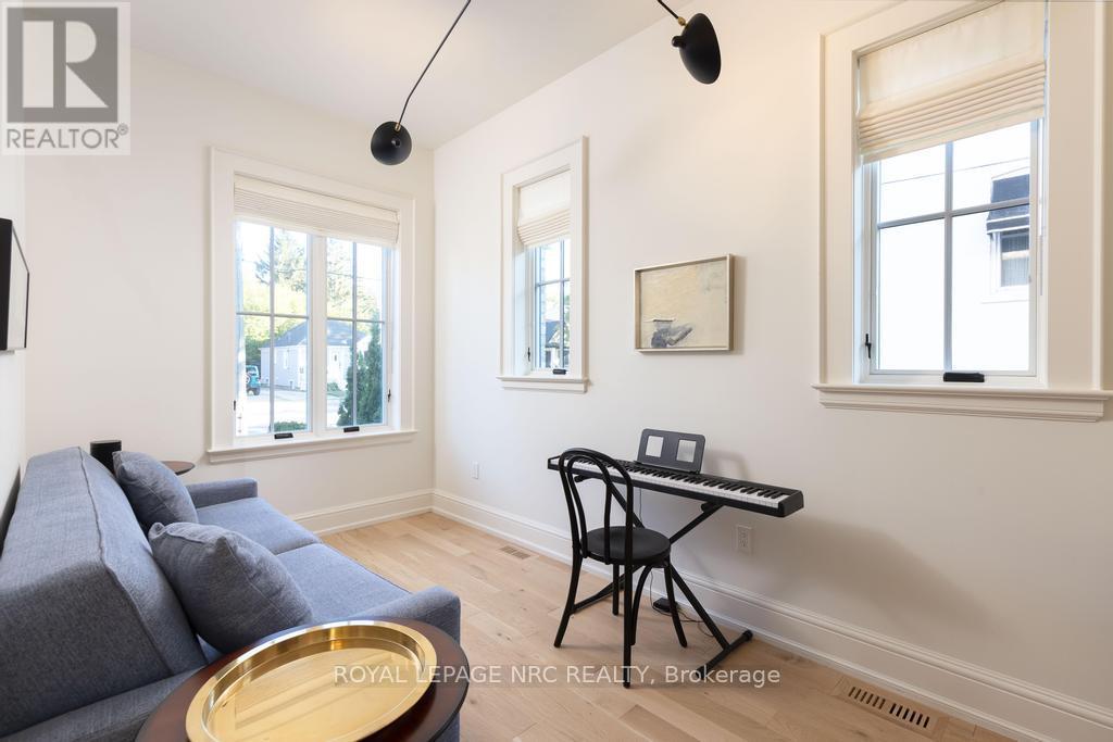 Detached at 166 DALHOUSIE AVENUE, St. Catharines
