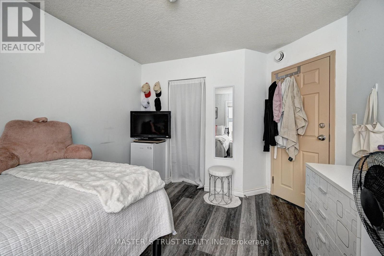 Apartment at UNIT 12 - 81 COLUMBIA STREET W, Waterloo