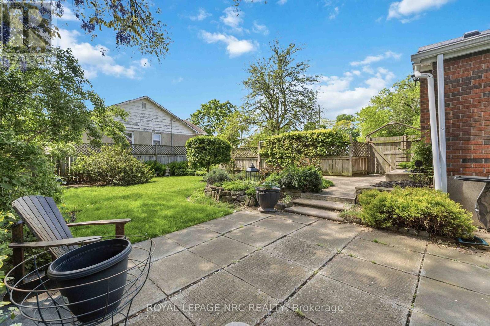 Detached at 304 SCOTT STREET S, St. Catharines