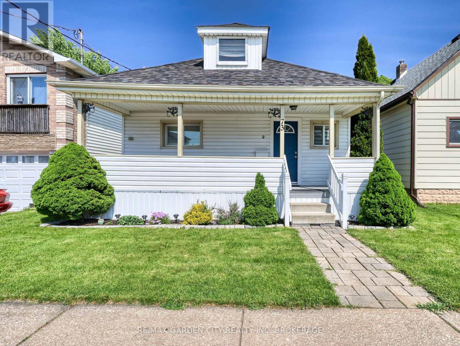 Detached at 73 HARRIET STREET, Welland (Lincoln/Crowland)