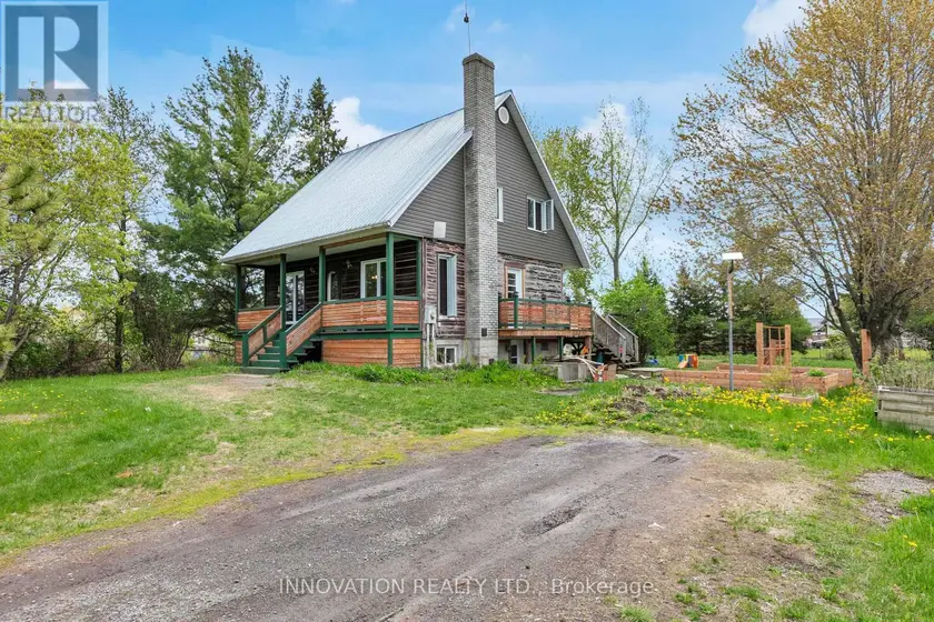 Detached at 2911 CHARTRAND STREET, Champlain