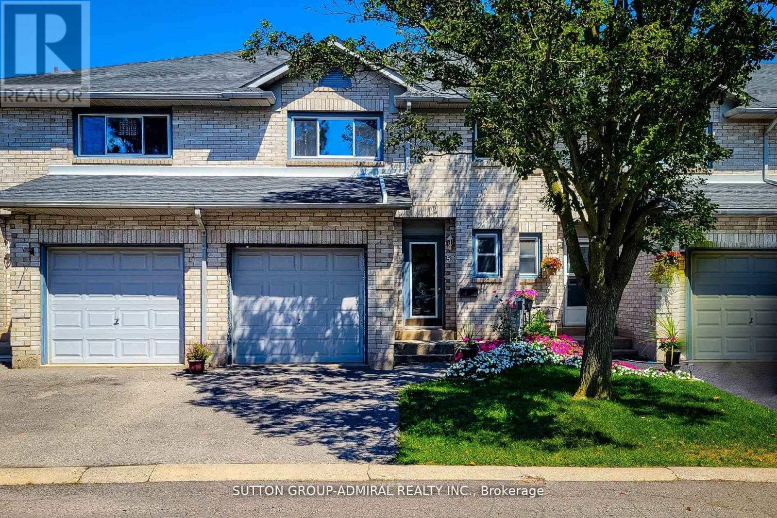 Townhouse at 52 - 2 ROYALWOOD COURT, Hamilton (Stoney Creek Industrial)