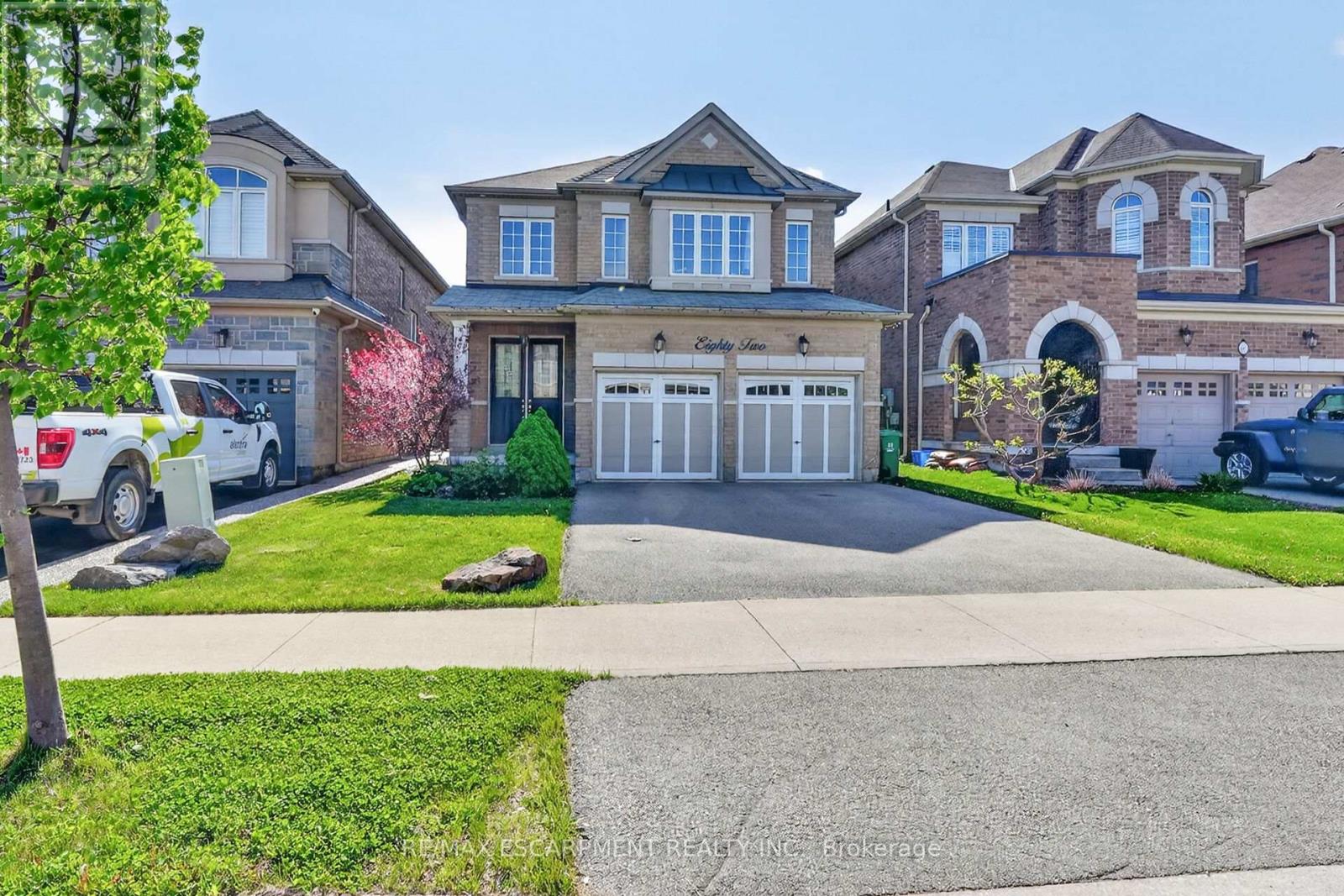 Detached at 82 CHAUMONT DRIVE, Hamilton (Stoney Creek Mountain)
