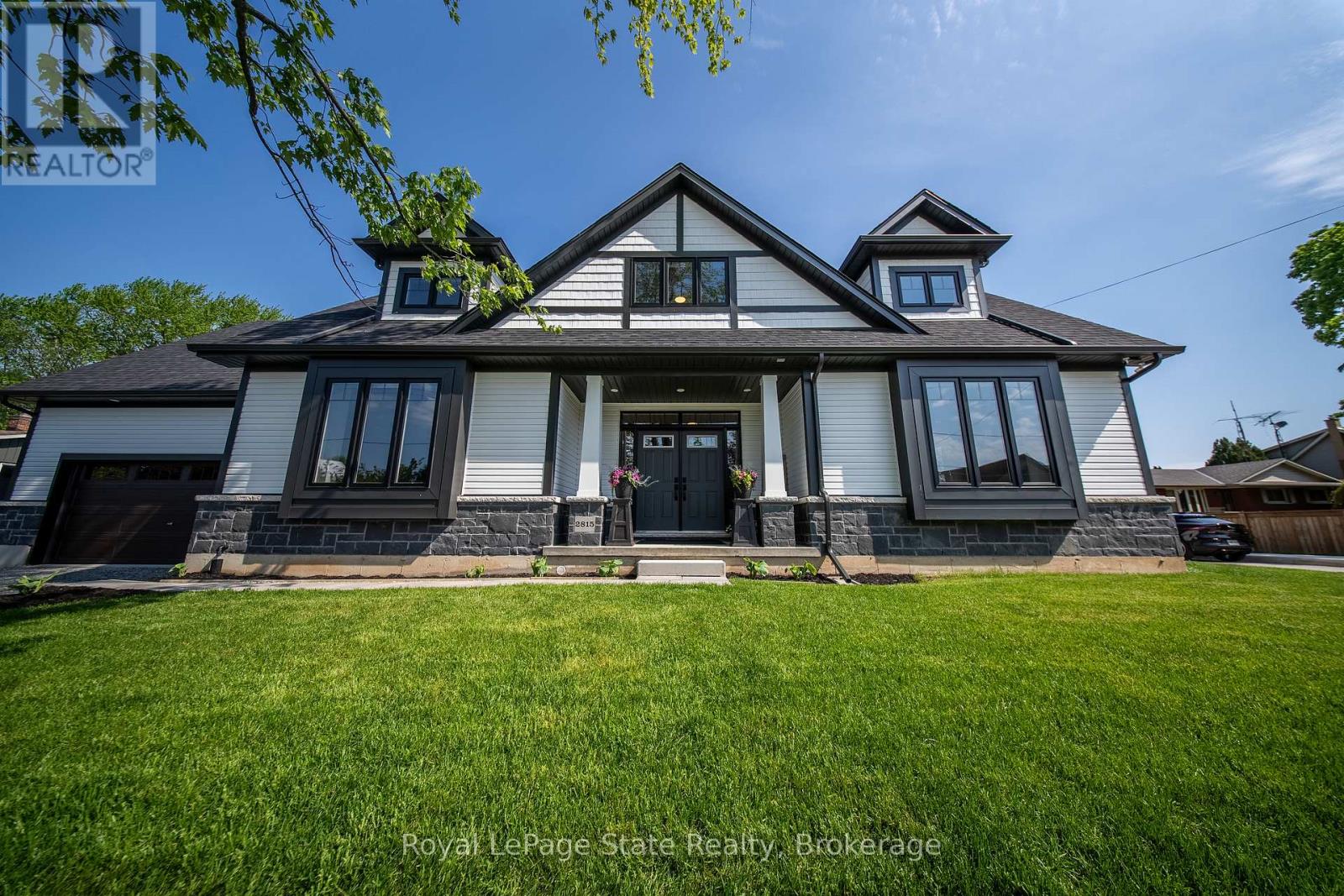 Detached at 2815 RED MAPLE AVENUE, Lincoln