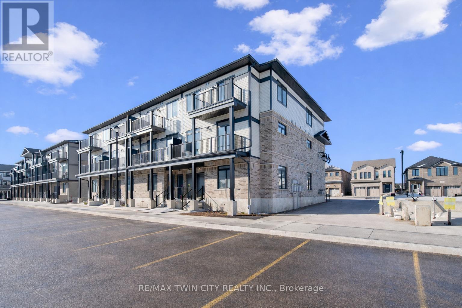 Townhouse at 51 LOMOND LANE, Kitchener