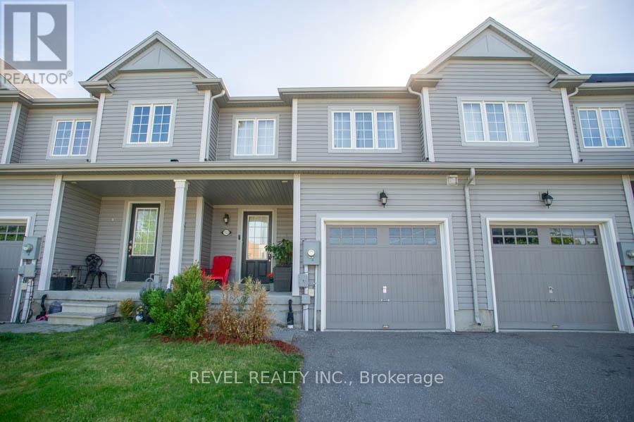 Townhouse at 153 ENGLISH LANE, Brantford