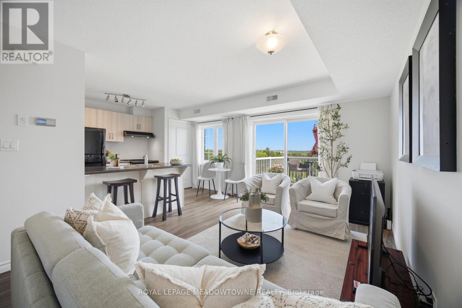 Townhouse at 207 - 7 CITYVIEW DRIVE S, Guelph