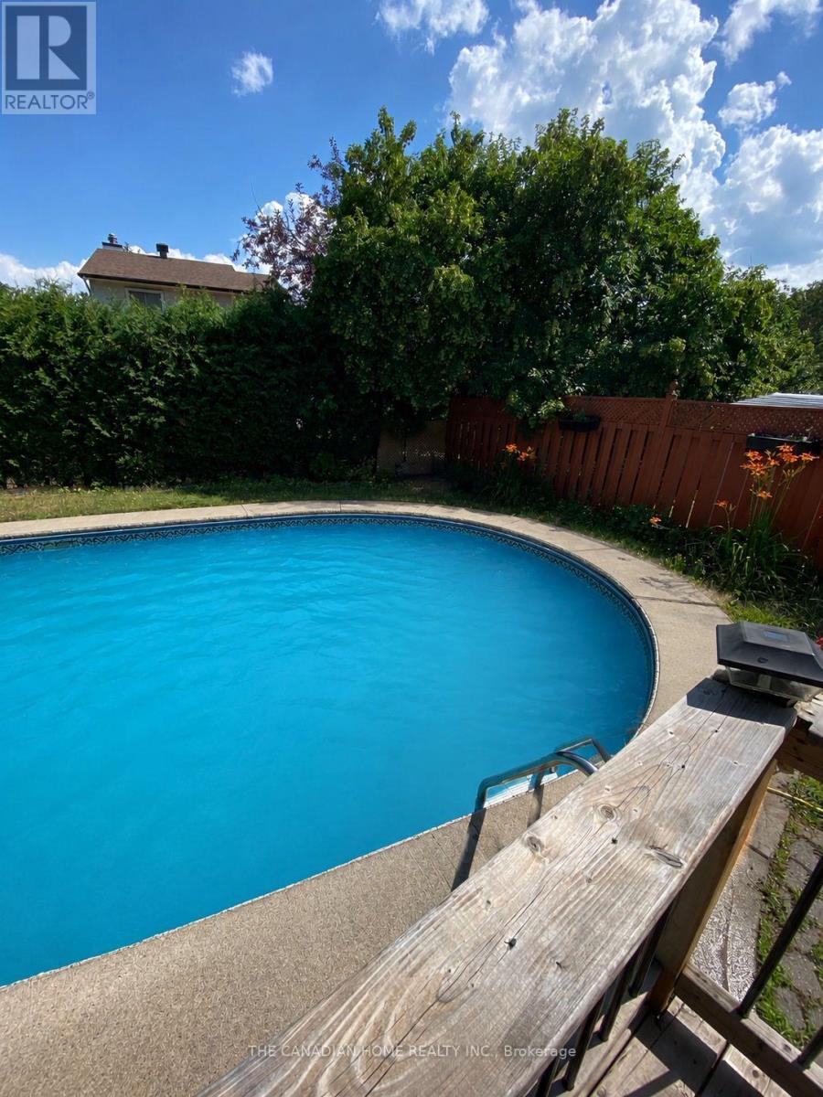 Semi-Detached/Link at 61 EXETER DRIVE, Ottawa